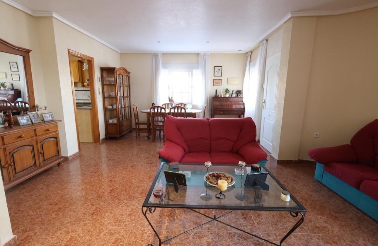 Reventa - Villa - Torrevieja - Los Balcones