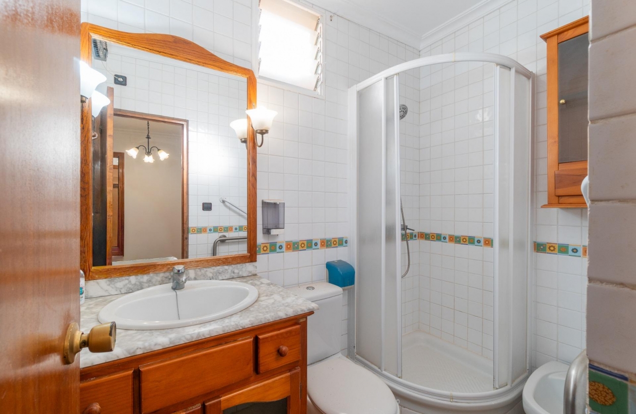 Resale - Semi-detached - Torrevieja - Orihuela costa