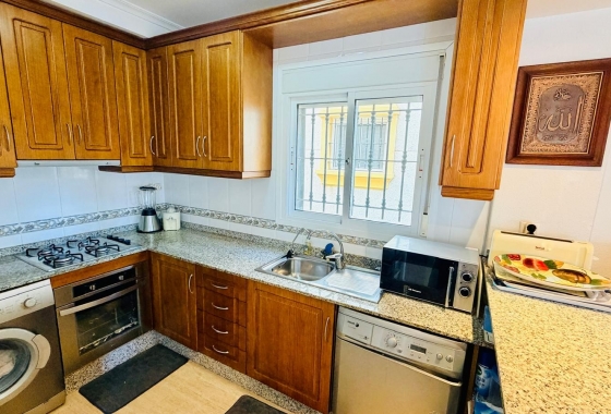 Reventa - Villa - Los Montesinos - La Herrada