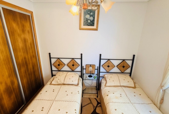 Reventa - Villa - Los Montesinos - La Herrada