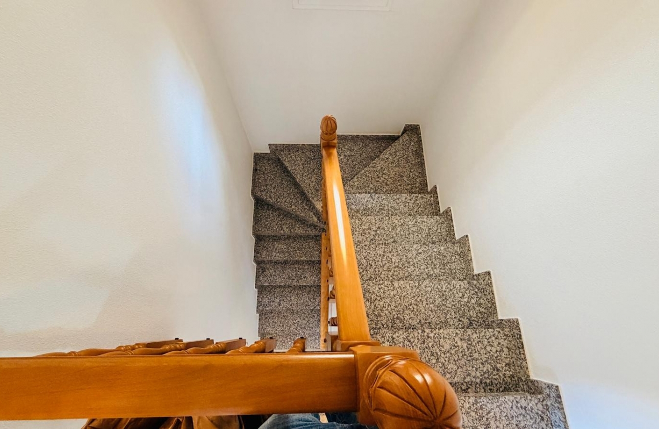 Reventa - Villa - Los Montesinos - La Herrada