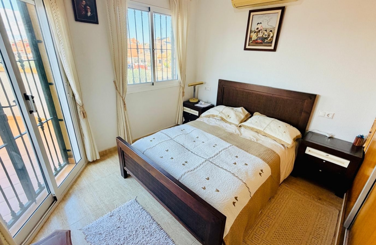 Reventa - Villa - Los Montesinos - La Herrada