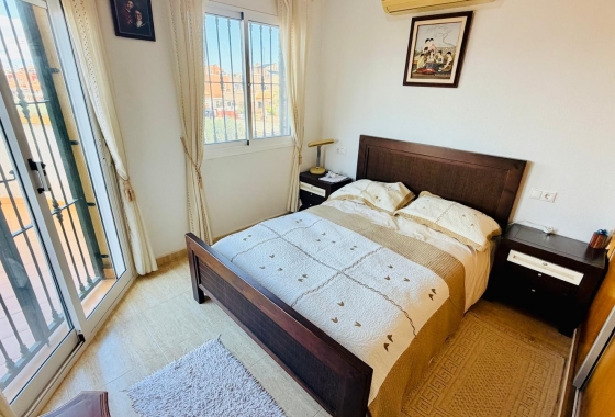 Reventa - Villa - Los Montesinos - La Herrada