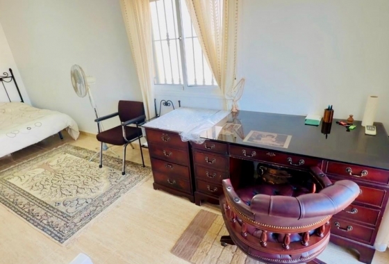 Reventa - Villa - Los Montesinos - La Herrada