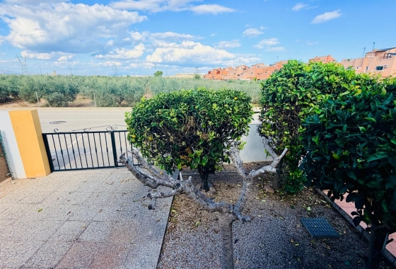 Reventa - Villa - Los Montesinos - La Herrada