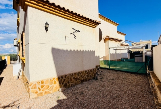 Reventa - Villa - Los Montesinos - La Herrada
