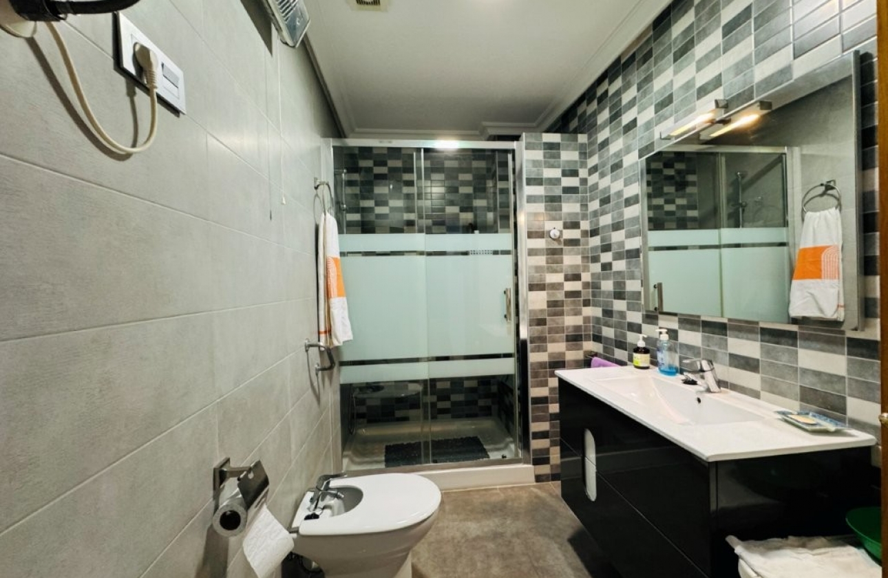 Rynek wtórny - Apartament - Torrevieja - La Mata