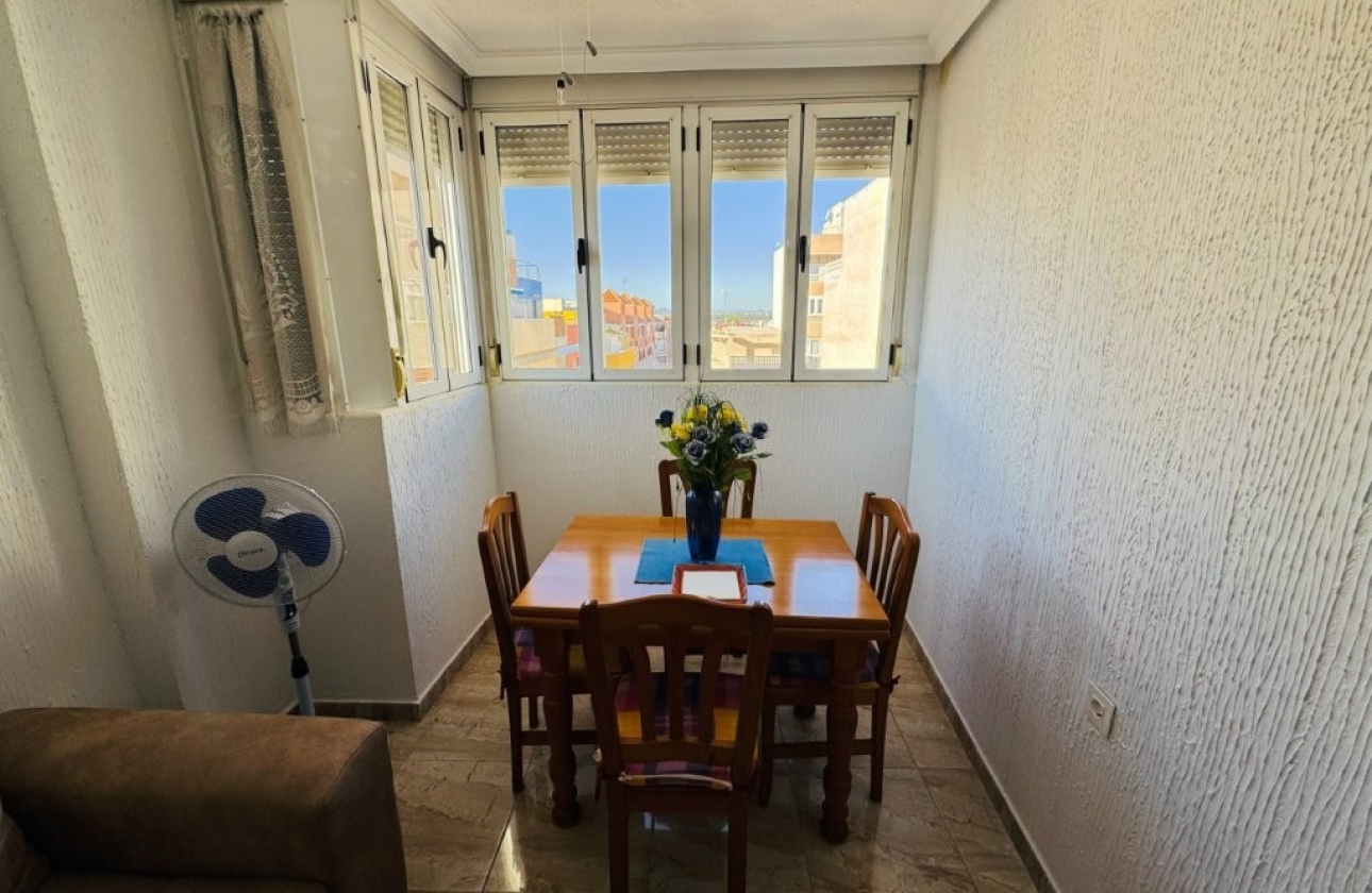 Rynek wtórny - Apartament - Torrevieja - La Mata