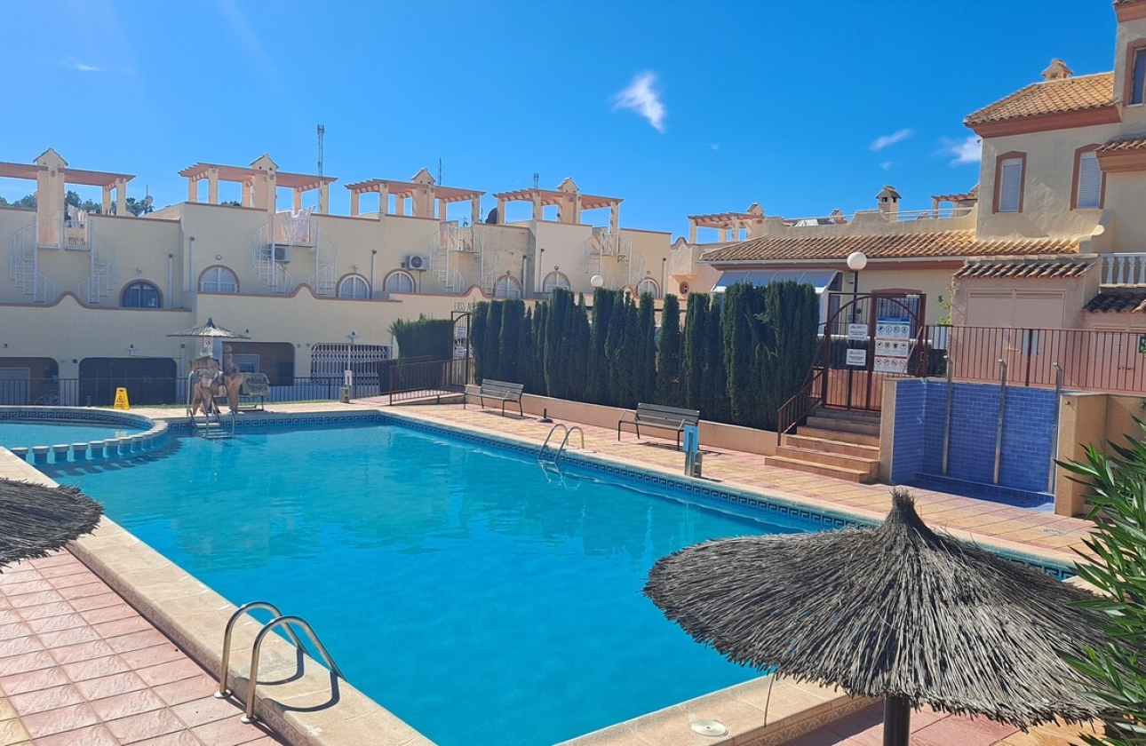 Rynek wtórny - Szeregowiec - Orihuela Costa - Las Filipinas