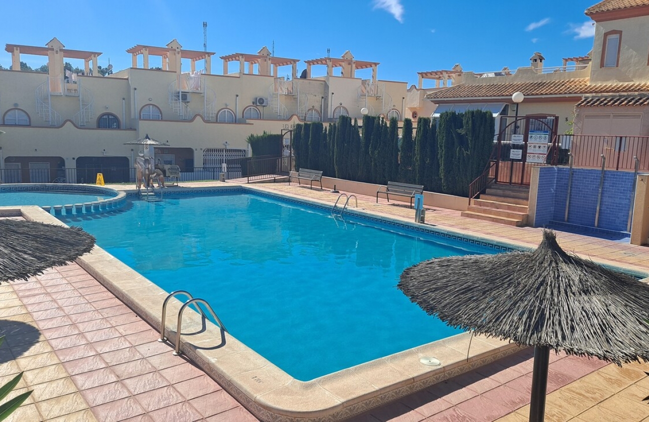 Rynek wtórny - Szeregowiec - Orihuela Costa - Las Filipinas