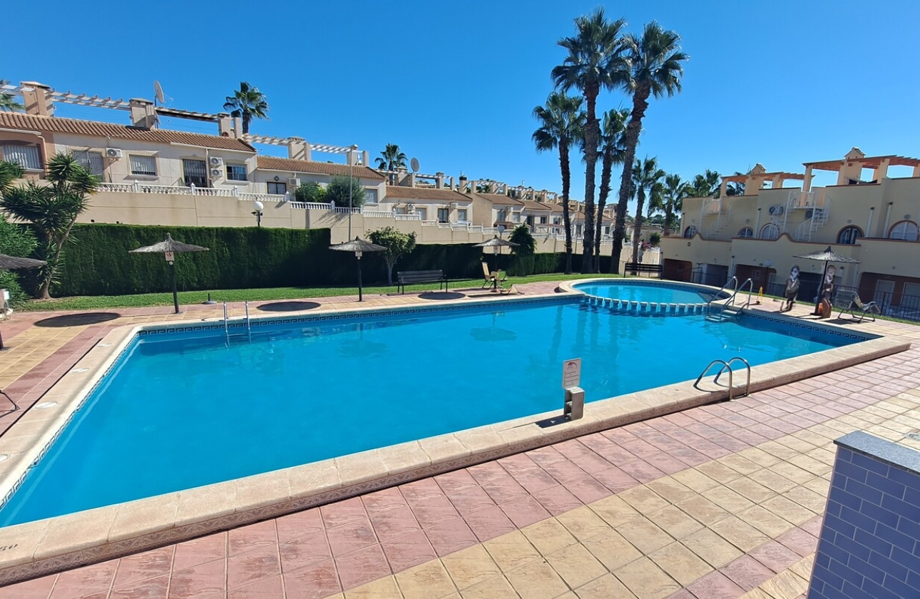 Rynek wtórny - Szeregowiec - Orihuela Costa - Las Filipinas