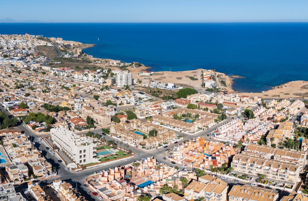 Obra nueva - Adosado - Torrevieja
