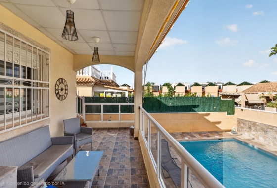 Resale - Villa - Torrevieja - Los Altos