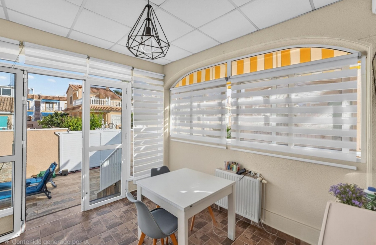 Resale - Villa - Torrevieja - Los Altos