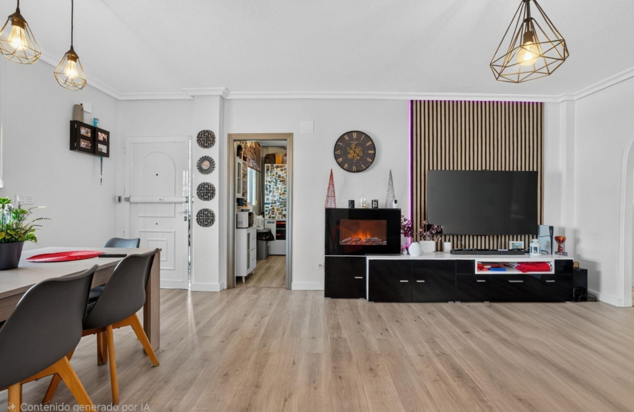 Resale - Villa - Torrevieja - Los Altos