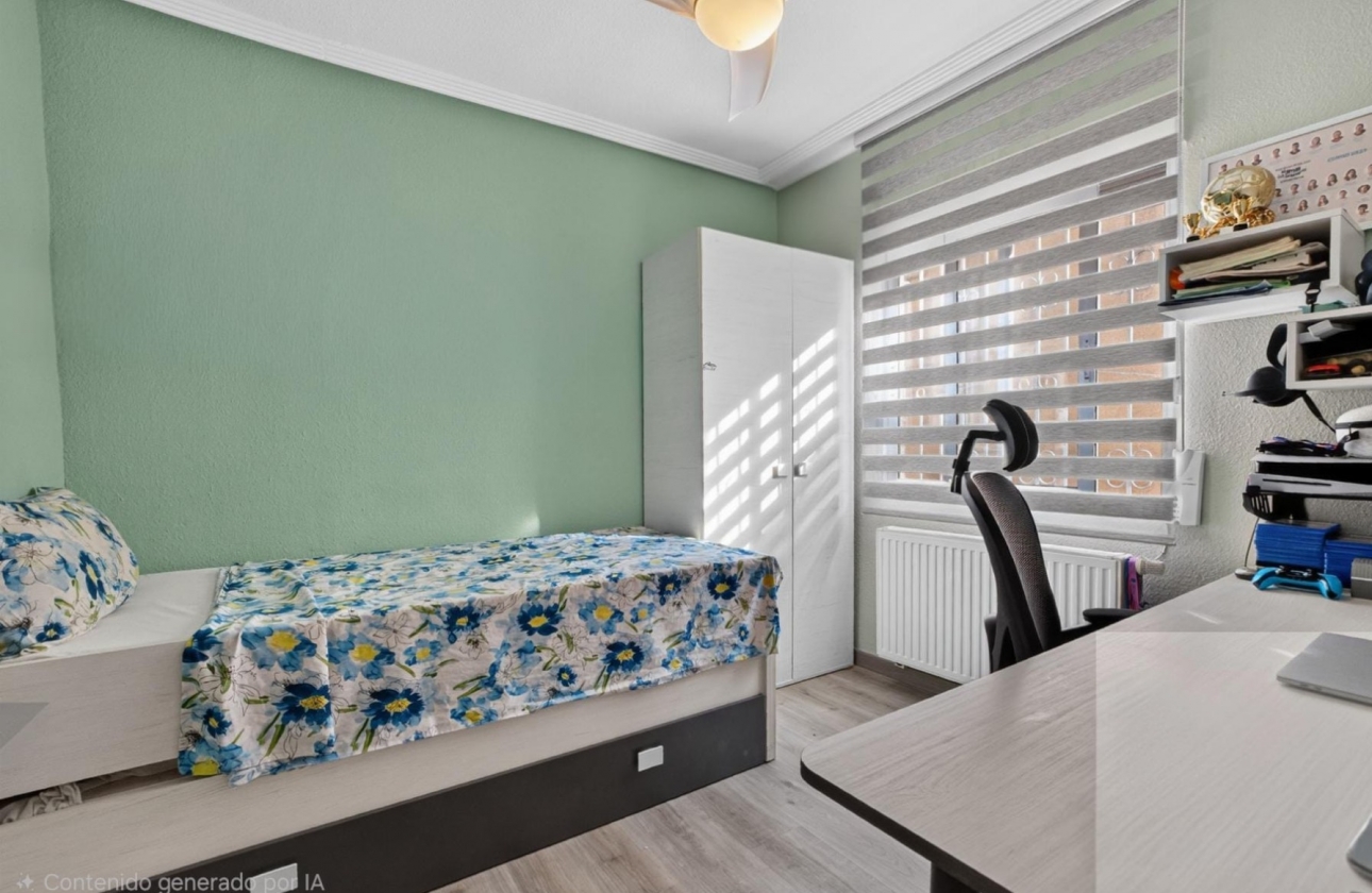 Resale - Villa - Torrevieja - Los Altos