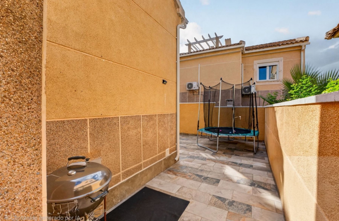 Resale - Villa - Torrevieja - Los Altos