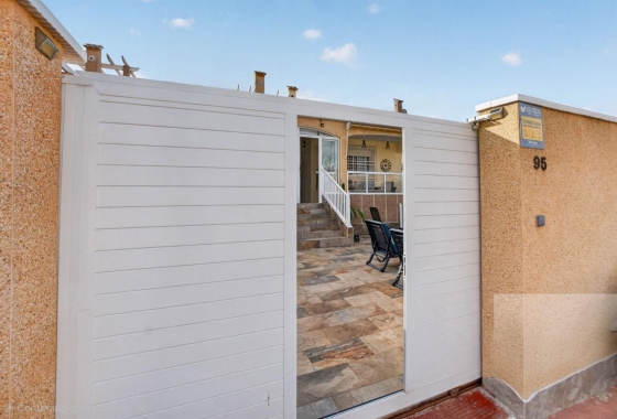 Resale - Villa - Torrevieja - Los Altos